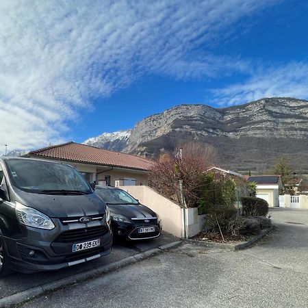 Grenoble Sud Varces Suite Privatisee Au Pied Des Montagnes Extérieur photo