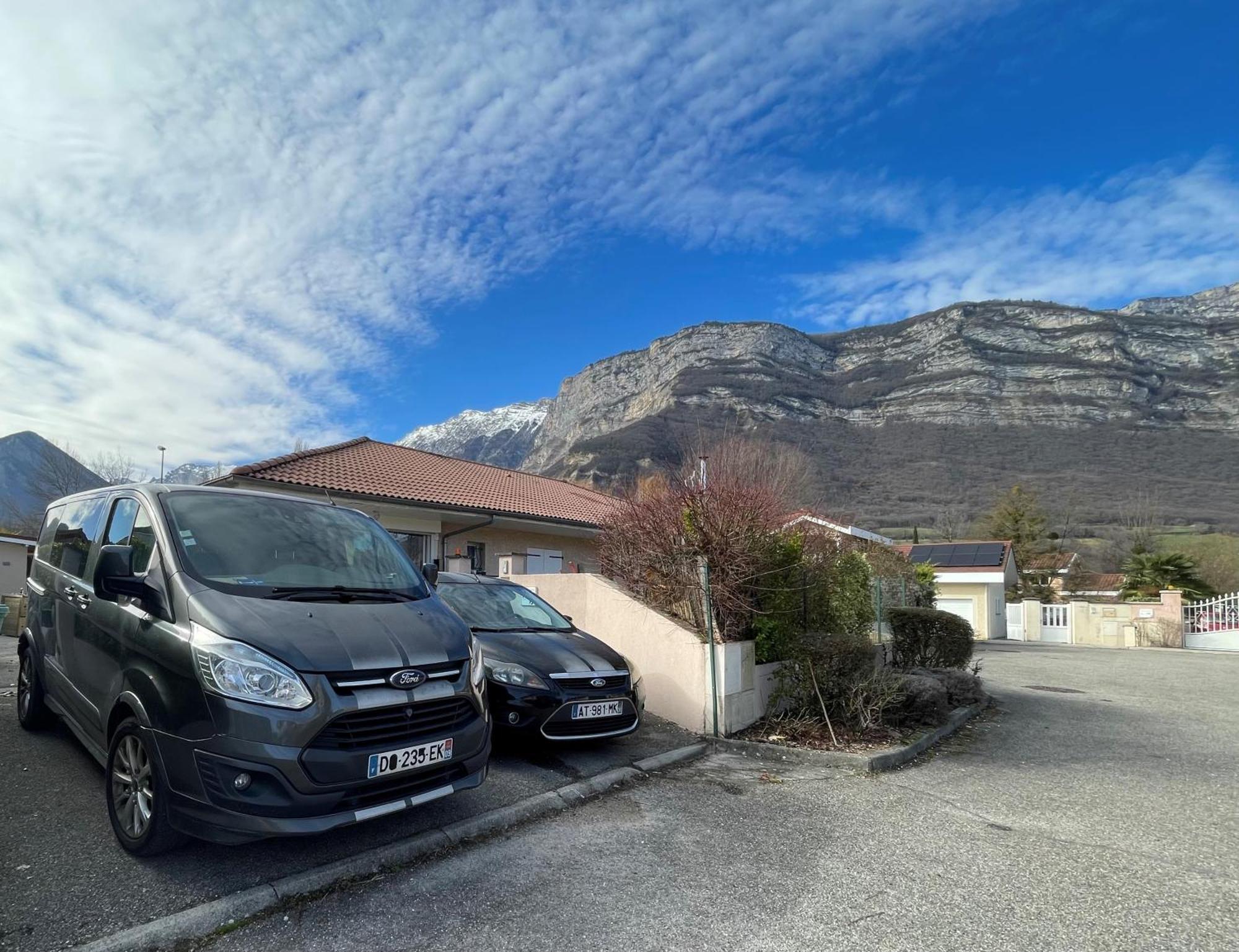 Grenoble Sud Varces Suite Privatisee Au Pied Des Montagnes Extérieur photo